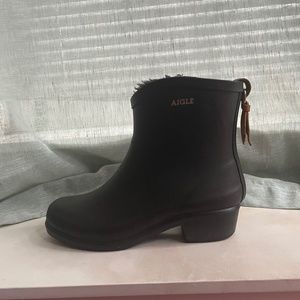 Miss Juliette Aigle size 38 rainboots